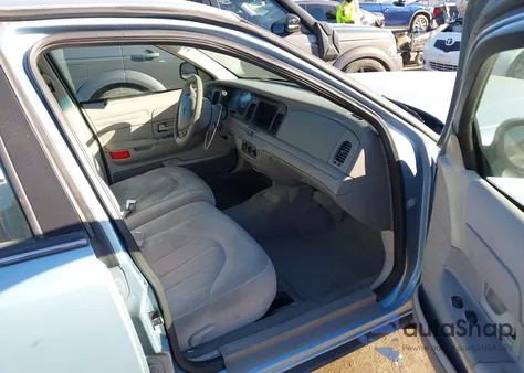 2000 Ford Crown Victoria Police Interceptor из США, поврежденный, VIN 2FAFP71W2YX202469